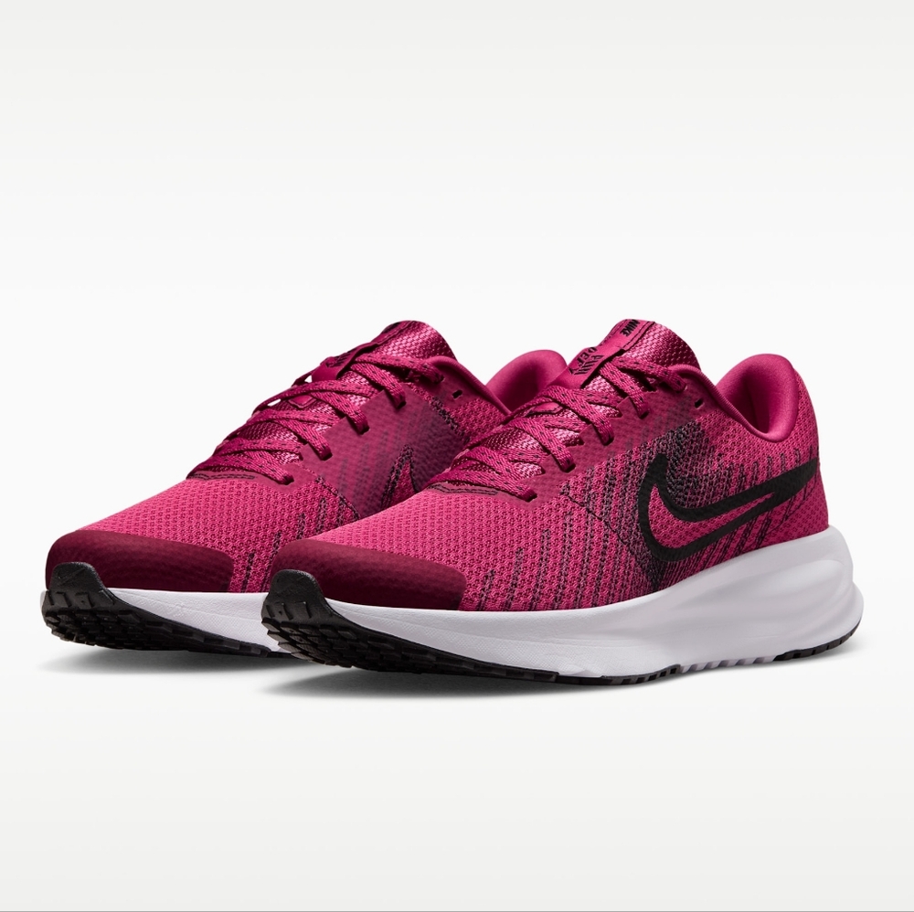 Nike Run Defy Shoes